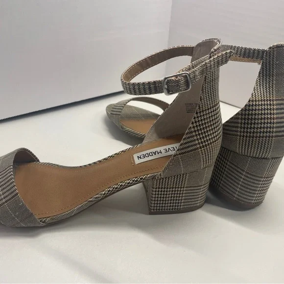Steve Madden Missy Ankle Strap Heels Size 10 - Picture 5 of 6